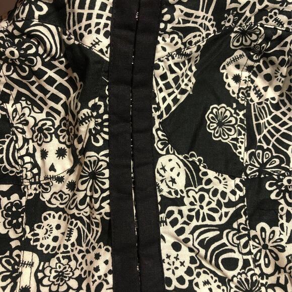 Royal bones sleeveless dress skulls & corset front, black and white size small - Picture 9 of 12